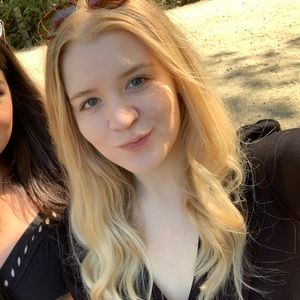 Meet your Posher, Kassie